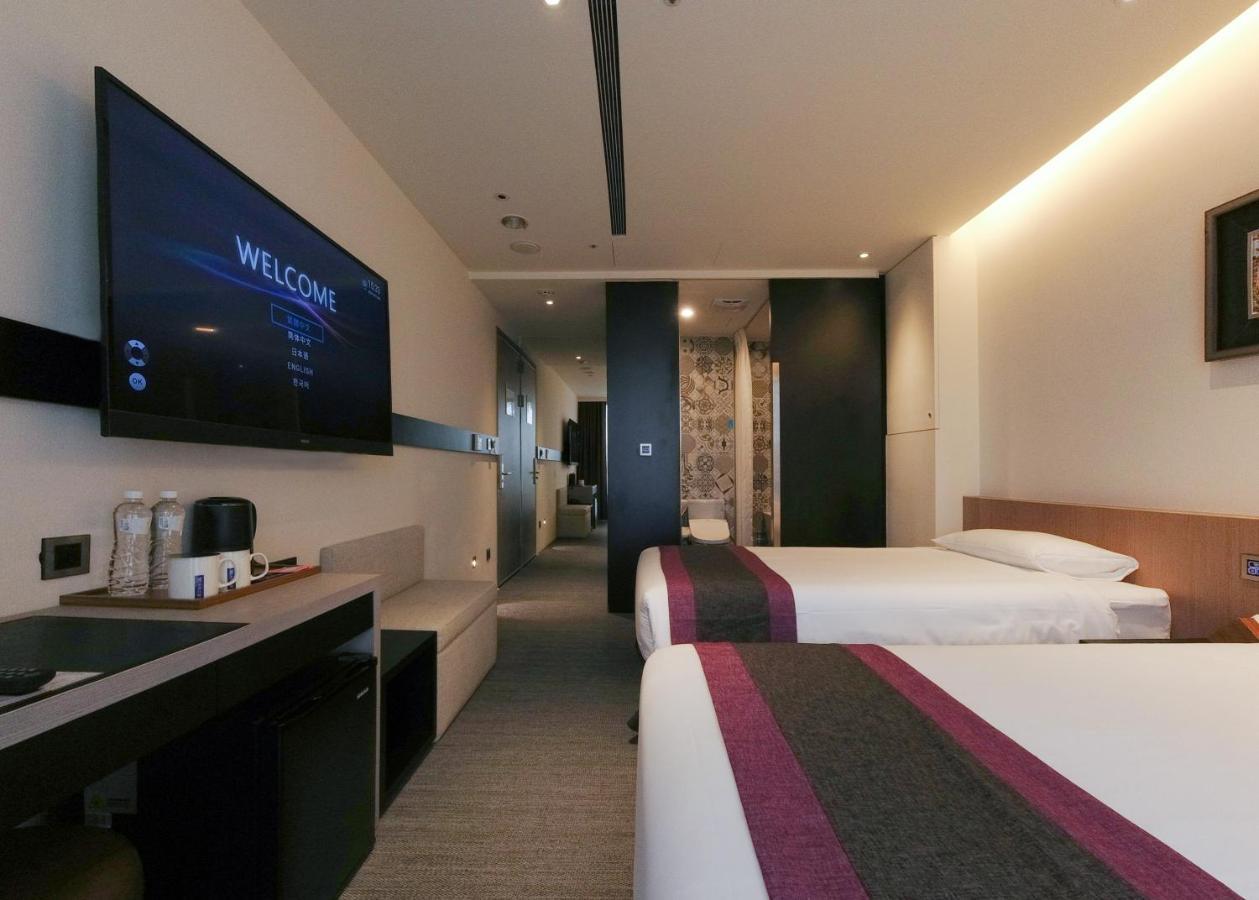 Royal Roi Hotel Тайчжун Экстерьер фото