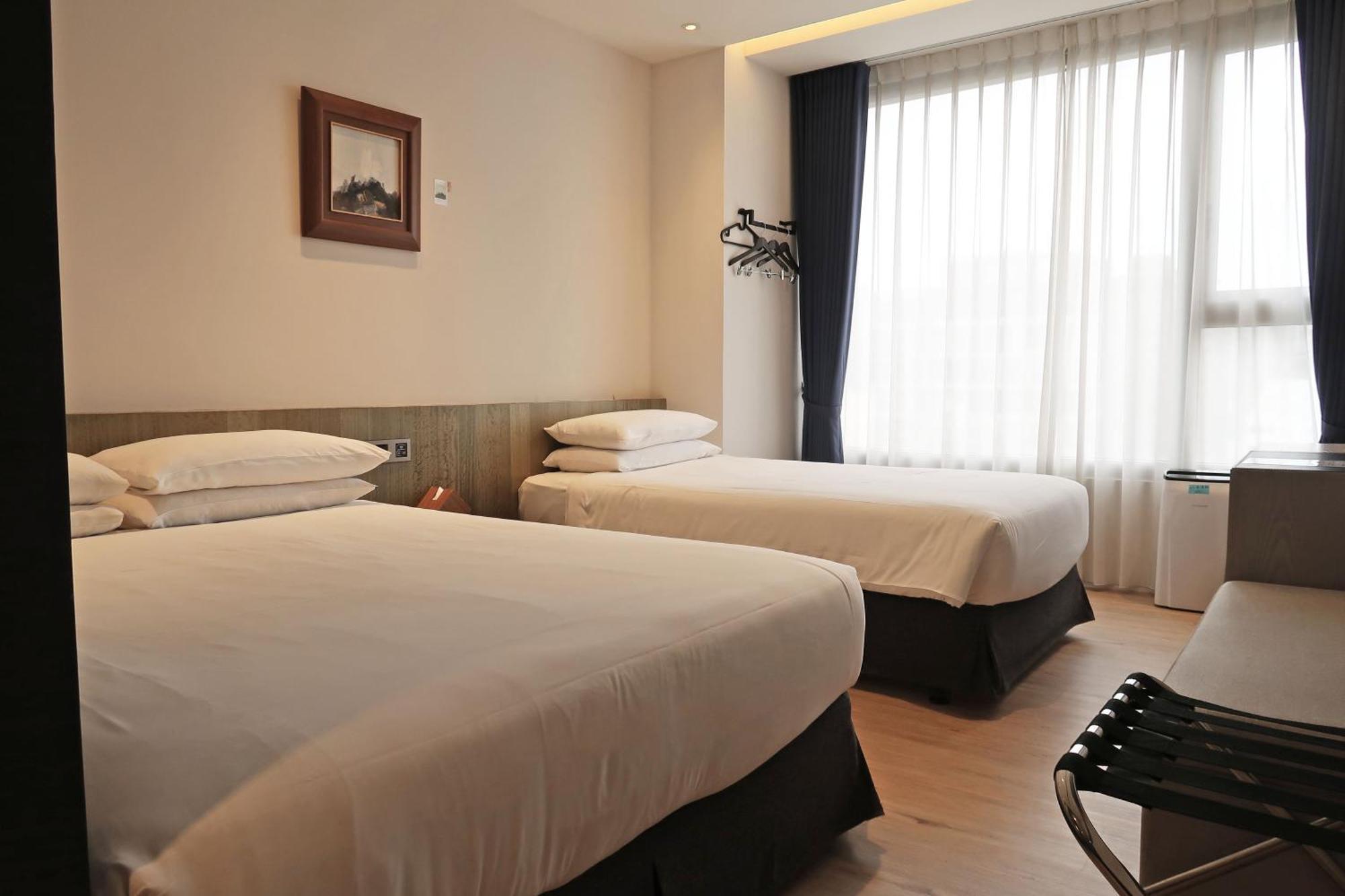 Royal Roi Hotel Тайчжун Экстерьер фото